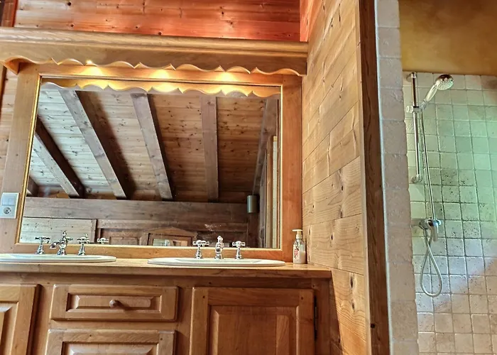 Chalet Spacieux A Pour 9 Vue Panoramique Mont-blanc Jardin & Parking