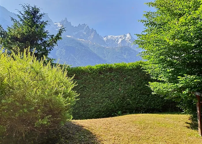 Chalet Spacieux A Pour 9 Vue Panoramique Mont-blanc Jardin & Parking Chamonix Mont Blanc