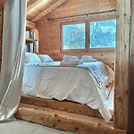 Domek alpejski Spacieux A Pour 9 - Vue Panoramique Mont-blanc, Jacuzzi, Jardin & Parking Chamonix