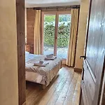 Spacieux A Pour 9 - Vue Panoramique Mont-blanc, Jacuzzi, Jardin & Parking Domek alpejski Chamonix