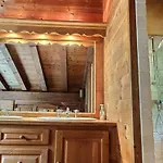Domek alpejski Spacieux A Pour 9 - Vue Panoramique Mont-blanc, Jacuzzi, Jardin & Parking