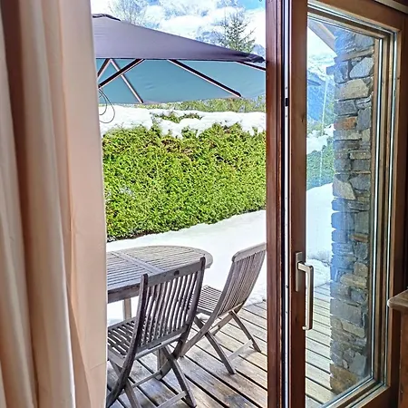 Chalet Spacieux à Pour 9 – Vue Panoramique Mont-blanc, Jacuzzi, Jardin&parking *