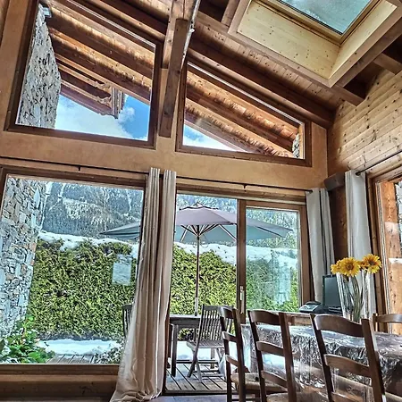 샬레 Spacieux A Pour 9 - Vue Panoramique Mont-blanc, Jacuzzi, Jardin & Parking 샤모니