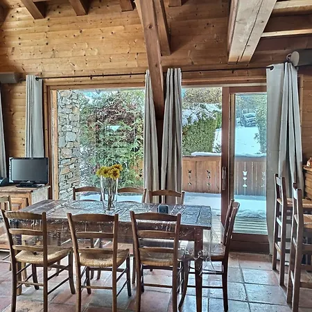 샬레 Spacieux A Pour 9 - Vue Panoramique Mont-blanc, Jacuzzi, Jardin & Parking 샤모니