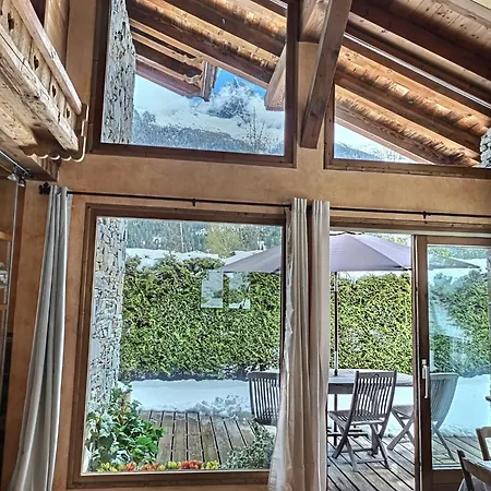 샬레 Spacieux A Pour 9 - Vue Panoramique Mont-blanc, Jacuzzi, Jardin & Parking 샤모니