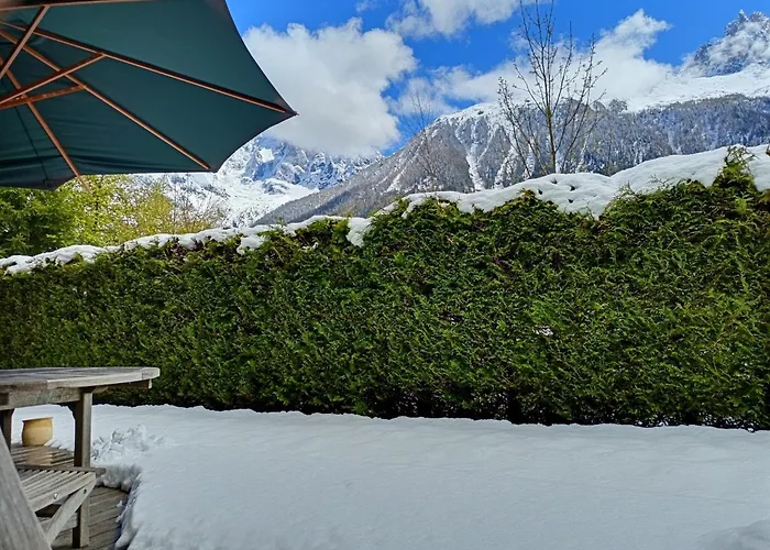 Spacieux A Pour 9 - Vue Panoramique Mont-blanc, Jacuzzi, Jardin & Parking *