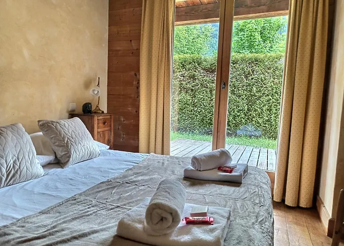 Spacieux A Pour 9 - Vue Panoramique Mont-blanc, Jacuzzi, Jardin & Parking * Chamonix